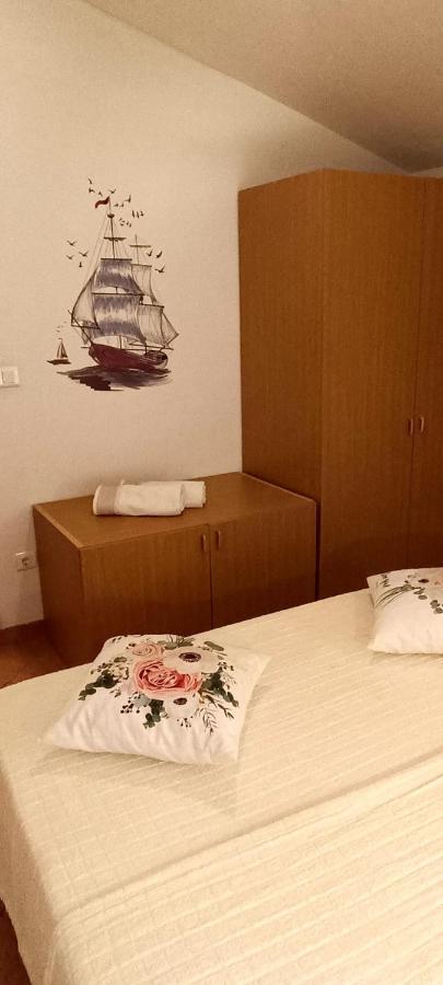 Appartamento Vista Dal Mare Pag Pag Town Esterno foto